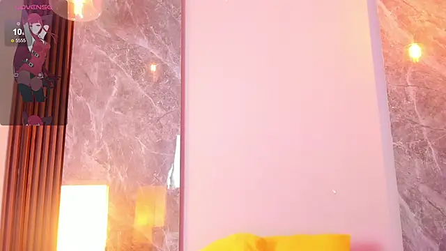 Emma hunter  online show from November 17, 4:13 am