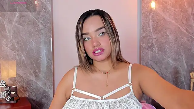 Emma hunter  online show from September 15, 3:37 am