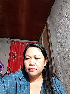 Everleigh mom online show from October 14, 8:44 pm