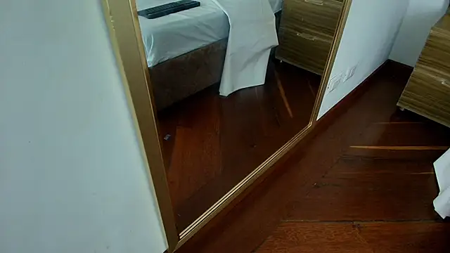 zarah andrew   online show from October 29, 12:42 pm