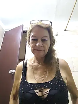 MaryeLunna online show from March 28, 11:14 pm