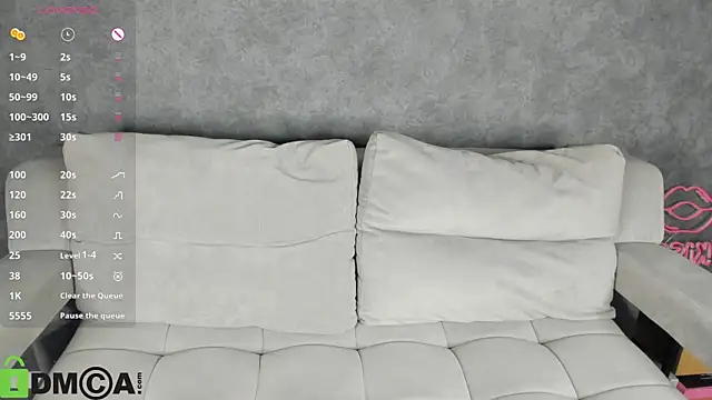 Roxy Sunnny online show from September 23, 8:45 am