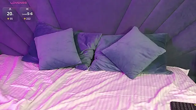 Evelisse online show from September 16, 5:04 am