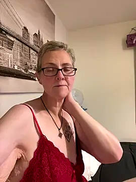 Curvy-Jinx online show from November 12, 9:24 pm