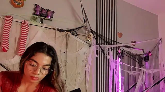 rachell owen online show from November 2, 5:44 am