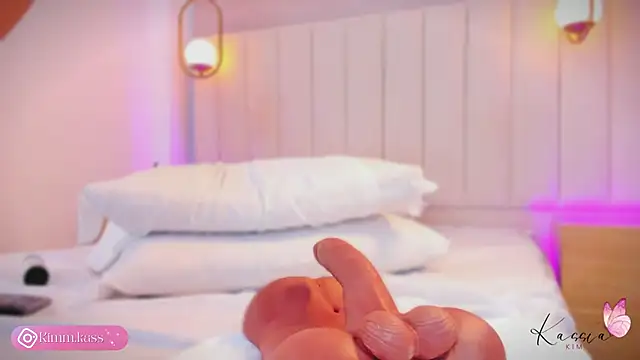 kassia kim online show from January 10, 9:47 am