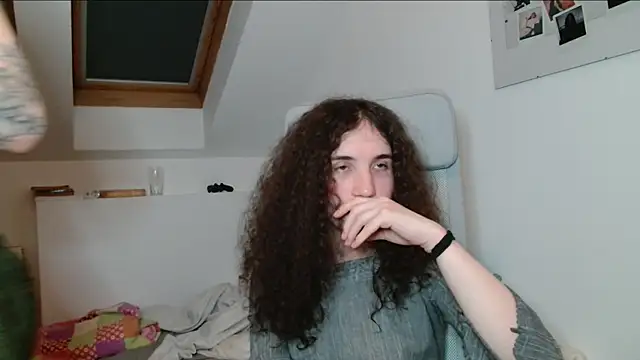 tsbubbles760 online show from October 16, 8:22 pm