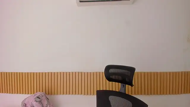 OliviaSweett online show from October 9, 6:56 pm