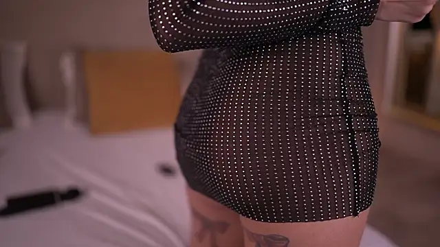 FrancescaDante online show from November 23, 7:32 am