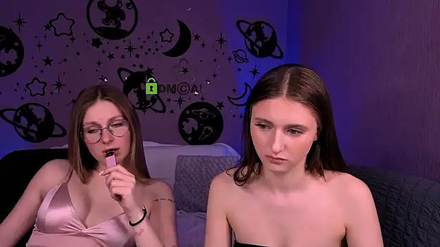 nekky mouse online show from March 25, 8:45 pm