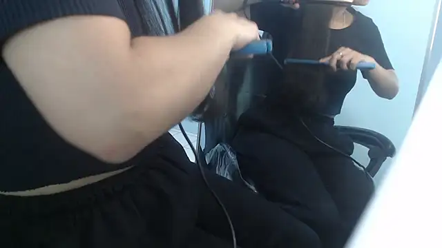 victoria hernandez t  online show from February 24, 1:10 pm