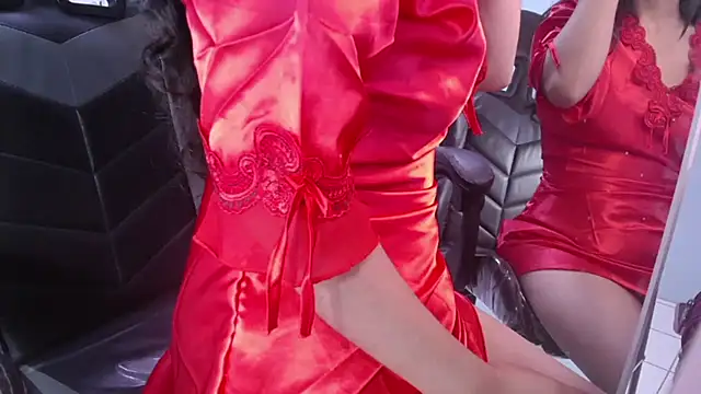 victoria hernandez t  online show from September 24, 1:10 pm