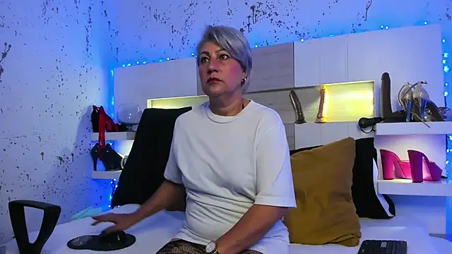 JaddeWalker online show from November 27, 11:35 am