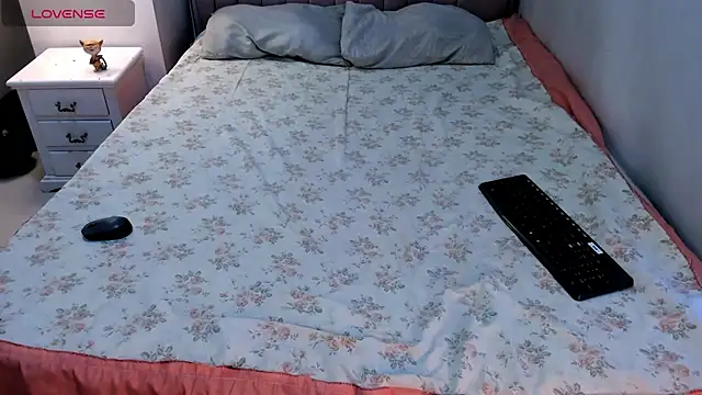 CandySays online show from November 27, 11:57 am