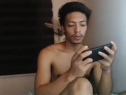 Snapshot of trans_69_ chatting on October 3, 6:57 pm trans 69  online show from October 3, 6:57 pm