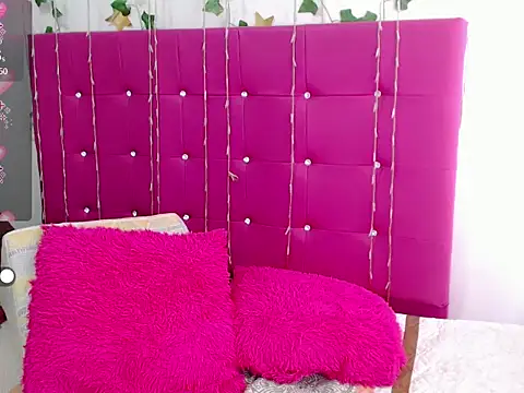 sara arias00 online show from October 10, 8:58 pm