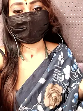 Snapshot of Cutie_nila26 chatting on October 13, 7:11 am Cutie nila26 online show from October 13, 7:11 am