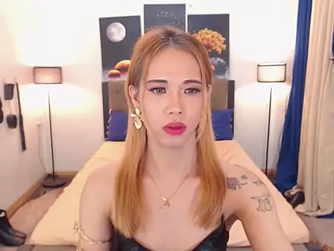 PreciousAmore online show from November 20, 1:23 pm