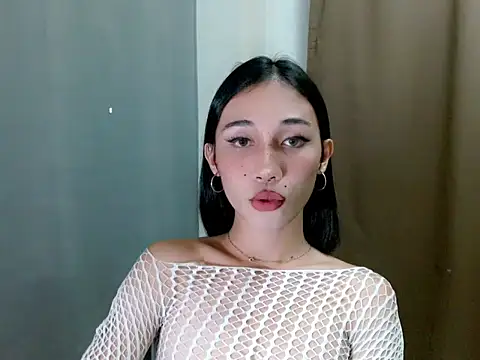 Urfucking khloe1 online show from November 20, 1:12 pm