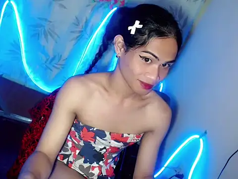 bellalot online show from February 8, 2:32 pm