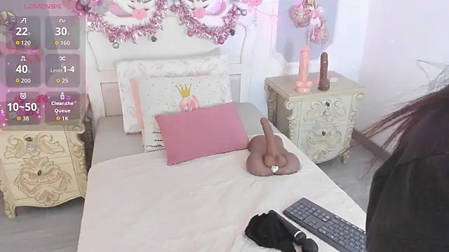 MeganStar   online show from November 27, 12:41 pm