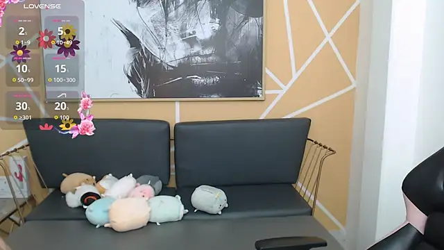 olivia russo  online show from September 12, 8:16 pm