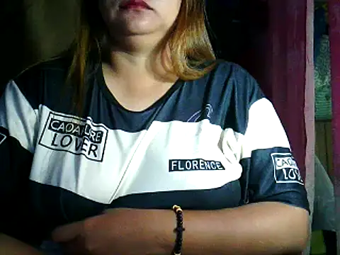 yuana25 online show from February 19, 10:15 am