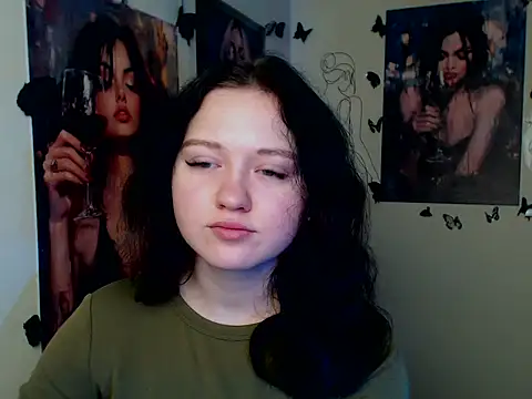 LadyAlice  online show from December 5, 7:19 am