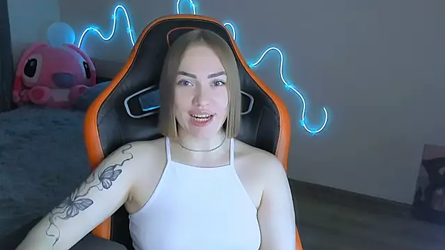 LaraKrein lk online show from March 11, 4:42 pm