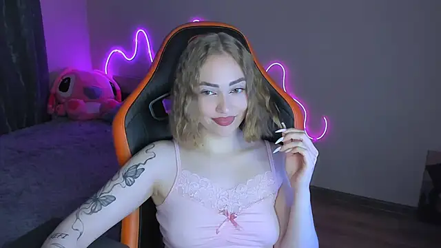 LaraKrein lk online show from April 17, 7:27 pm