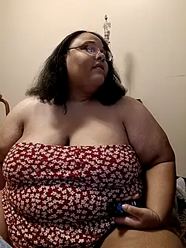 Snapshot of SexyBBW10790 chatting on October 1, 1:10 am SexyBBW10790 online show from October 1, 1:10 am