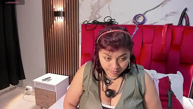 Snapshot of Danna-Sofia chatting on September 9, 3:28 am Danna-Sofia online show from September 9, 3:28 am