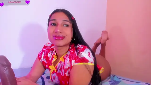 EMILYY WALKER online show from February 14, 1:02 pm