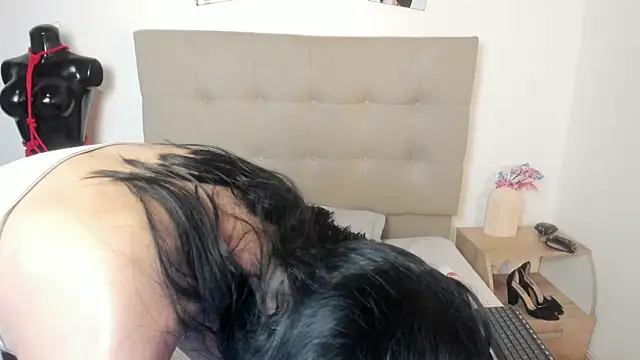 VioletaHolly online show from October 7, 10:47 pm