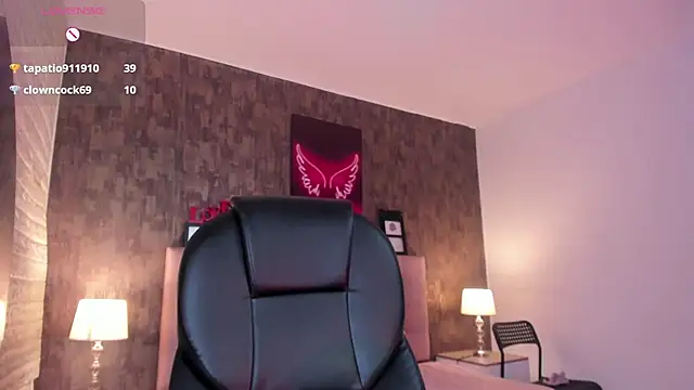 marian  stone online show from October 1, 7:41 pm