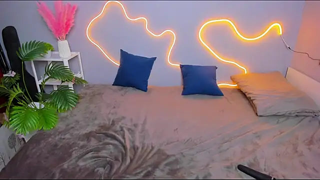 Snapshot of kitty_rinnaa chatting on October 24, 2:07 am kitty rinnaa online show from October 24, 2:07 am