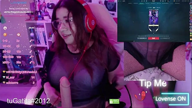 Pink girl0n online show from October 15, 10:34 pm