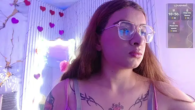 Naomy tay1 online show from March 3, 3:01 am