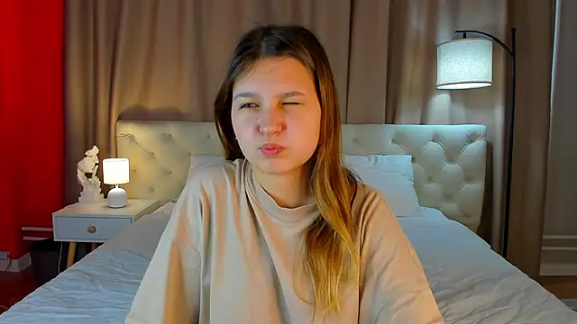 Elle Ellise online show from September 21, 8:02 am