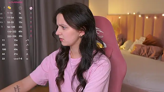 LilLisa online show from February 28, 4:28 pm