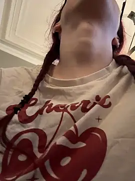 raen001 online show from February 12, 9:33 am