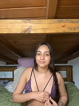 Snapshot of hannahhotwife chatting on September 10, 11:49 pm hannahhotwife online show from September 10, 11:49 pm