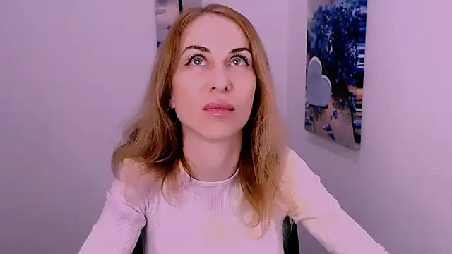 Snapshot of Create_your_own_sun chatting on September 20, 1:20 pm Create your own sun online show from September 20, 1:20 pm