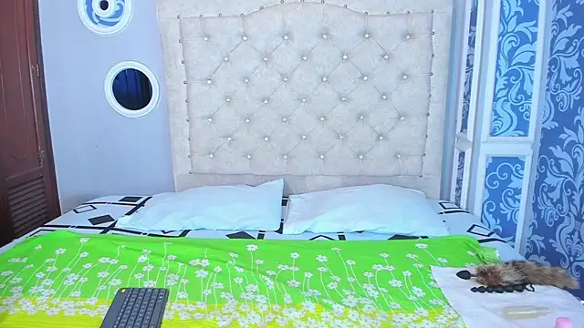 mishell lovely online show from October 21, 12:42 pm