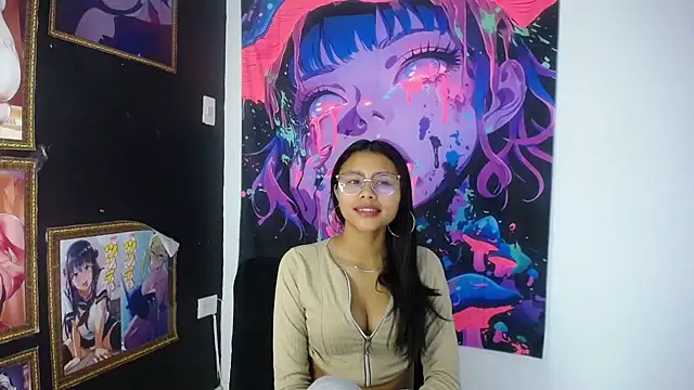 Snapshot of SofieLove_01 chatting on September 18, 9:52 am SofieLove 01 online show from September 18, 9:52 am