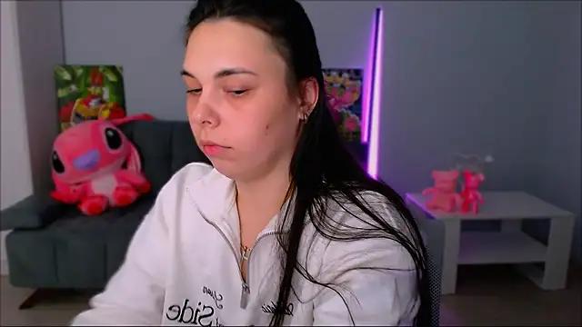 queenofthesense  online show from October 24, 5:42 pm