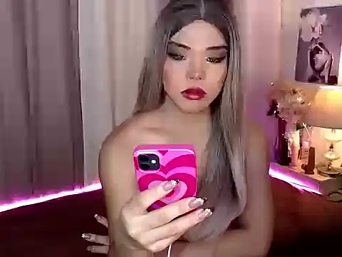 Snapshot of Ionic_Aika chatting on September 12, 11:18 am Ionic Aika online show from September 12, 11:18 am