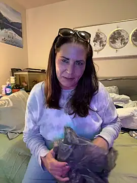 petalsexy online show from November 6, 11:43 pm