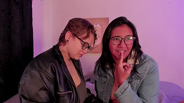 CrazyCakes  online show from December 22, 2:42 pm