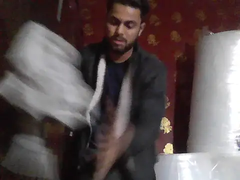 ursdreamperson online show from January 10, 1:38 pm